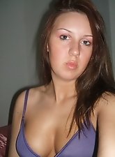 nude woman from Newland that wants a fuck buddy